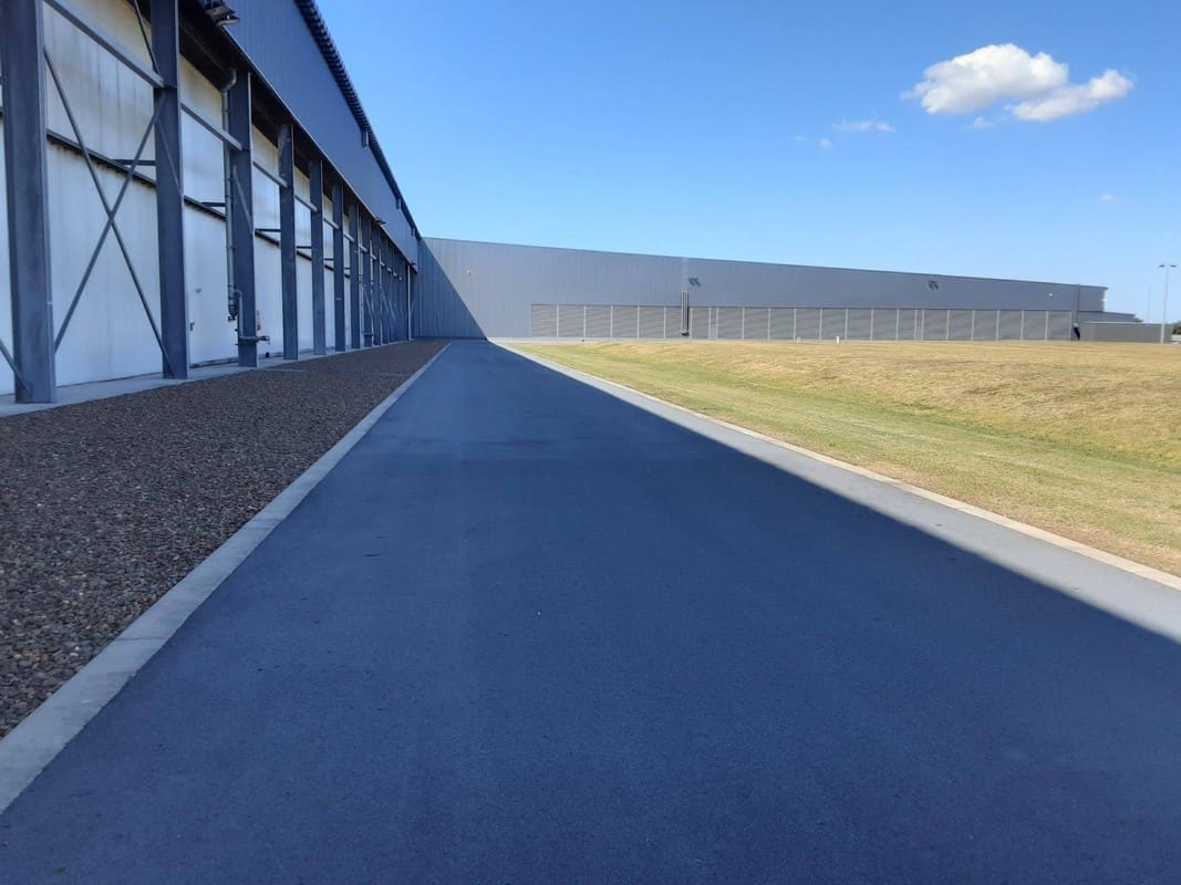 Commercial warehouse grounds maintained