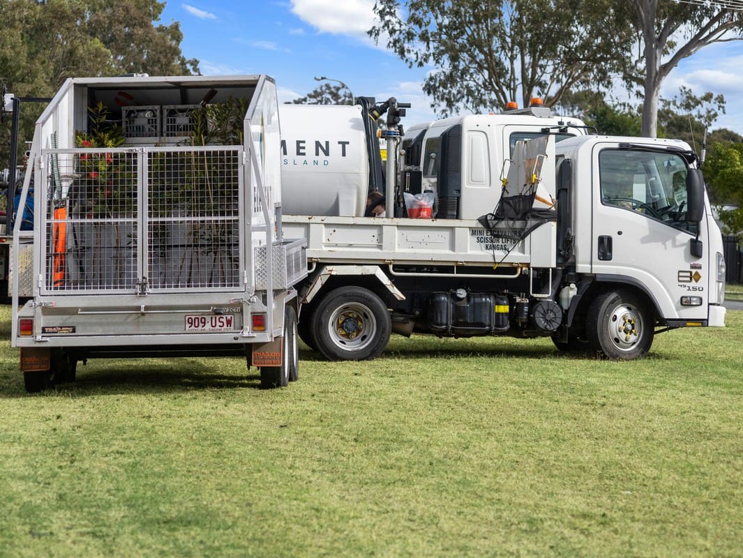 Element Queensland truck with spray equipment for dust control