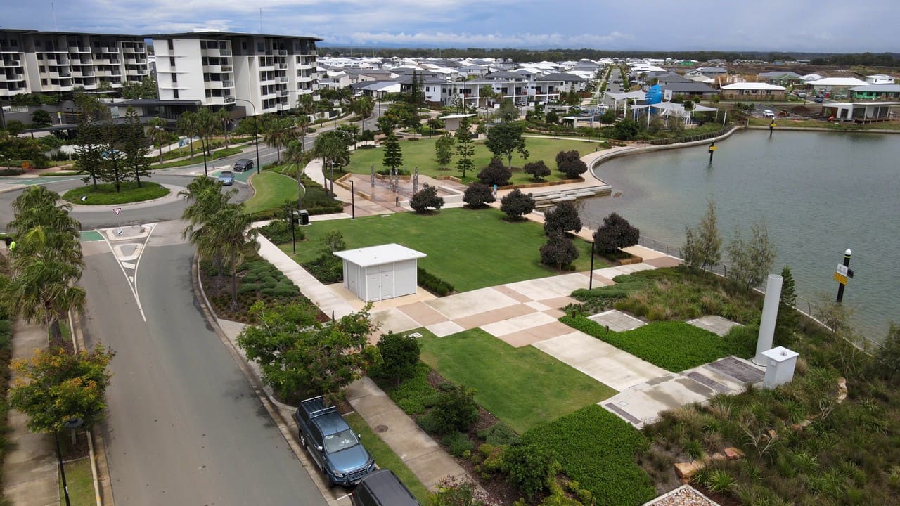 Newport streetscape and park landscape maintenance